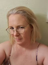 𝙄'𝙢 𝙧𝙚𝙖𝙡𝙡𝙮 𝙡𝙤𝙣𝙚𝙡𝙮, 𝙄 𝙬𝙖𝙣𝙩 𝙩𝙤 𝙛𝙞𝙣𝙙 𝙖  𝙨𝙚𝙧𝙞𝙤𝙪𝙨 𝙢𝙖𝙣 𝙩𝙤 𝙗𝙚 𝙢𝙮 𝙡𝙞𝙛𝙚 𝙥𝙖𝙧𝙩𝙣𝙚𝙧 𝙖𝙣𝙙 𝙄  𝙙𝙤𝙣'𝙩 𝙡𝙤𝙤𝙠 𝙖𝙩 𝙖𝙣𝙮𝙩𝙝𝙞𝙣𝙜 𝙗𝙚𝙘𝙖𝙪𝙨𝙚 𝙄'𝙢 𝙣𝙤𝙩  𝙥𝙚𝙧𝙛𝙚𝙘𝙩 𝙚𝙞𝙩𝙝𝙚𝙧. shorter.me/D1arm ...