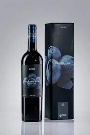 Blue miracle (2021) titulo latino: Milagro Azul Un Vino Hecho De La Bodega Chiclayito Facebook