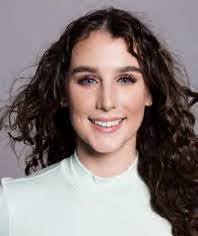 Jennie Ramirez's Instagram, Twitter & Facebook