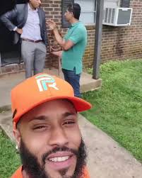 🚶Walking 1 out 4 of the...