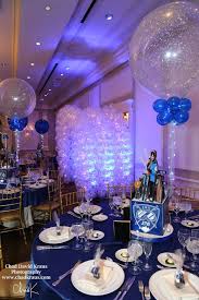 Whether you're an avid skier or an admire of the sport, decorating a bedroom or recreation room with ski artwork is one way you can add your personality to the walls. Party Decor Gallery Balloon Artistry