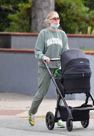 Shazbot march 25, 2018 at 1:03 am. Elsa Hosk Out In Pasadena 04 21 2021 Celebmafia