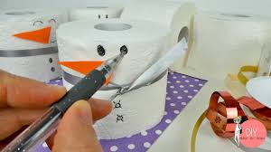 Weitere ideen zu schneemann, mitmachgeschichten, kindergedichte. Kinder Diy Trends Toilettenpapier Schneemann Gesicht Malen Do It Yourself Trends Fur Kinder