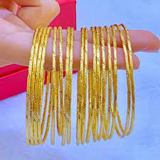 Pandora terbahagi kepada beberapa komponen iaitu gelang / bangle, aksesorinya iaitu. Gelang Seminggu Bangle Emas Bangkok Shopee Malaysia