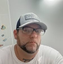 Jason Hensley's Instagram, Twitter & Facebook