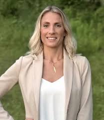 Mahar Real Estate: From Stand-Up to Standing Out