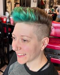 My blond twin!! Taylor Ratz