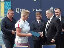 Agnieszka włodarczyk w środowy wieczór pochwaliła się na instagramie zdjęciem z przystojnym mężczyzną. Anita Wlodarczyk Slask Zostal Moim Nowym Domem Mistrzyni Bedzie Zawodniczka Azs Awf Katowice Zdjecia Dziennik Zachodni