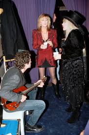 Stevie nicks, mick fleetwood and neil finn performing on the australian leg of fleetwood mac's 2019 tour. Pin On Fleetwood Mac