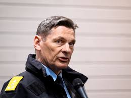 Chris Robinson Brotherhood: Tett mellom platene