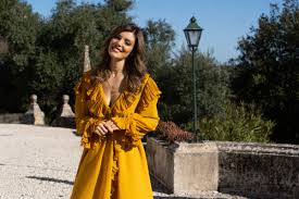 Soraia araújo, a candidata de quem quer namorar com o agricultor? que já se despiu para várias revistas masculinas. Quem Quer Namorar Com O Agricultor Sic