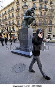El Pensador 1879 1889 Escultura De Auguste Rodin 1840 1917 Exposicion Temporal En La Rambla De Catalunya Barcelona Fotografia De Stock Alamy