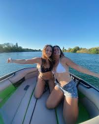 boating❕🍹🧜🏼‍♀️🦶🏻