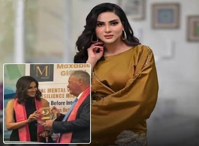 اداکارہ فضا علی کو برطانوی پارلیمنٹ میں اعزاز سوشل میڈیا پر بحث چھڑ گئی
