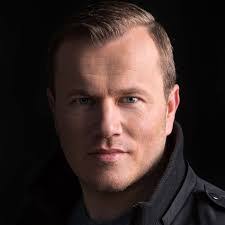 Casper Cole's Instagram, Twitter & Facebook