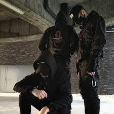 фото на аву в вк для девушек без лица зимой Pin Ot Polzovatelya Ymi Na Doske Stil Parnya V 2020 G Gotichnyj Stil Korejskaya Ulichnaya Moda Krasivye Parni