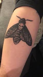 The death's head moth from the silence of the lambs, done at big mojo tattoo in indiana, pa by tyler yakicic, who did an incredible job. Death Head Moth From Silence Of The Lambs By Mike King From Miller Tattoos In Lawrence Kansas Tattoos