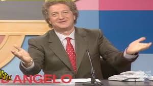 En 1988 il mène italie 1 avec ezio greggio la première saison du programme striscia la notizia. E Morto Gianfranco D Angelo Radio Norba