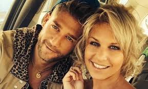With the humongous popularity on social media. Adixia Et Paga Home Facebook