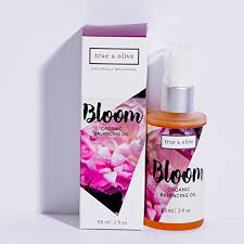 Amazon Com True And Olive Organic Balancing Facial Oil Simple All Natural Moisturizing Oils Blend Jojoba Roseh Facial Oil Facial Oil Serum Oil Moisturizer