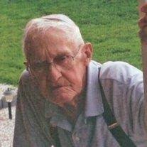 Kelly Lyke's Instagram, Twitter & Facebook