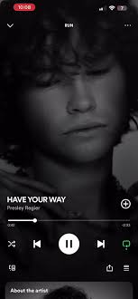 Guitarist for Presley Regier