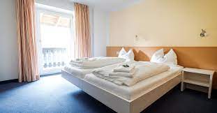 Auch das haus brannenburg war und ist dem „profilbildungsprozess der zentralen bildungsstätten von ver.di unterworfen. Zimmer Ver Di
