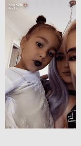 Irene Kim, bianca Heinicke, irina Shayk, selfie Stick, kendall Jenner,  highheeled Footwear, selfie, Social media, celebrities, skin