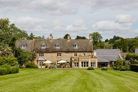 Even if you have a really modern property you can really go for the style in terms of getting reclaimed furniture and layering up with lots of. 14 Characterful Cotswold Stone Homes Real Homes