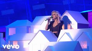 Katy Perry Chained To The Rhythm Official Ft Skip Marley Katyperry Chainedtotherhythm Chained To The Rhythm Live At The Brit Awards 2017 Ft Skip Marley Skip Marley Brit Awards 2017 Brit Awards