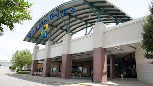 26, and although it's a holiday, many shoppers love to take advantage of early black friday sales when malls and stores open the night. Rivergate Mall To Close On Thanksgiving Day