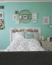 Gold White And Teal Dream Bedroom In 2019 Turquoise Room Turquoise Room Blue Room Decor Bedroom Gold Bedroom