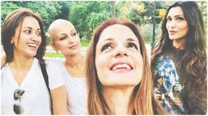 What should or can i do? Sussanne Khan Visits Best Friend Sonali Bendre And Their Picture From The Meet Is Worth Framing