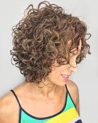 This year's best curly hairstyles & haircuts for men, as picked by experts. 50 Brilliant Haircuts For Curly Hairstyle 2021 Art Design And Ideas