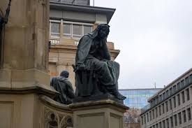 Книжная подборка по теме «иоганн гутенберг». Pamyatnik Knigopechataniyu Iogann Gutenberg S Pomoshnikami Picture Of Gutenberg Denkmal Frankfurt Tripadvisor
