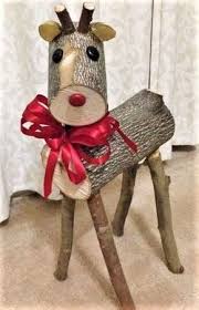 10 Easy Diy Christmas Decor Ideas For The Home Or Party That Cost Nothing Easy Christmas Diy Wooden Christmas Decorations Christmas Decor Diy