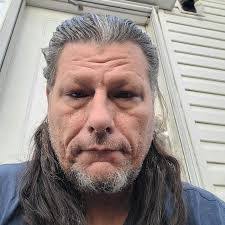 Jerry Poff's Instagram, Twitter & Facebook