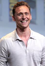 5 279 260 tykkäystä · 40 904 puhuu tästä. Datei Tom Hiddleston By Gage Skidmore 3 Jpg Wikipedia