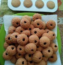 Atau mencari resepi kuih setakat makan bersama keluarga? 15 Koleksi Kuih Dan Biskut Raya Yang Evergreen Dan Ada Yang Sukar Didapati Iamfuzy Com