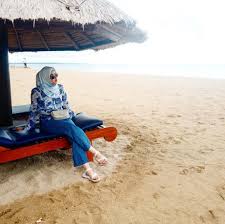 Check spelling or type a new query. Untuk Para Hijab Traveller Coba Tiru 10 Gaya Hijab Natasha Rizky Ini