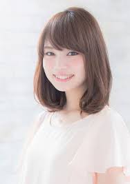 切るか伸ばすか 大問題です 顔型別 似合う前髪 解説します ショートのヘアスタイル 似合う前髪 ヘアスタイリング