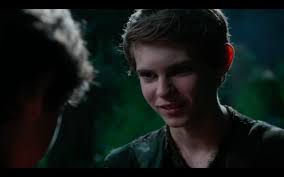 Peter Pan Once Upon A Time Robbie Kay Peter Pan Peter Pan Ouat Peter Pan Imagines