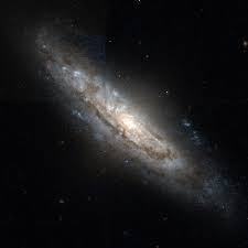 Meet ngc 2608, a barred spiral galaxy about 93 million light years away, in the constellation cancer. Ngc 2748 Wikipedia
