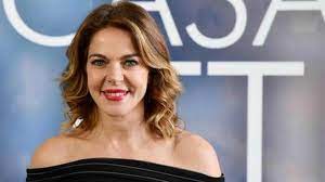 She got her first part in a film, la ballata di eva, at 14. Claudia Gerini Chi Sono Le Figlie Ecco Lidia Zampaglione E Rosa Enginoli