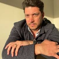 70+ "Vignau" profiles