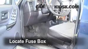 Interior Fuse Box Location 1997 2001 Jeep Cherokee 2000
