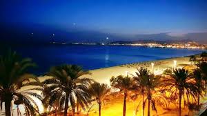 Strandhotels sorgen mit direktem meerblick und unmittelbarem zugang zum strand für die richtigen voraussetzungen. Spanien Urlaub 2020 Sommer Sonne Strand Und Schutzmaske