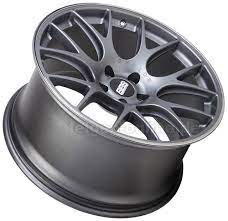 Lange, filigrane speichen und ein besonders kleiner centerbereich verleihen diesem dynamischen leichtgewicht eine rasante. Bbs Ch R Titan Www Felgen Online De Felgen Reifen Komplettrader Onlineshop