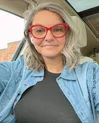 Deanne Todd's Instagram, Twitter & Facebook