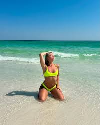 Angel Polikarpova - Free pics, galleries & more at Babepedia